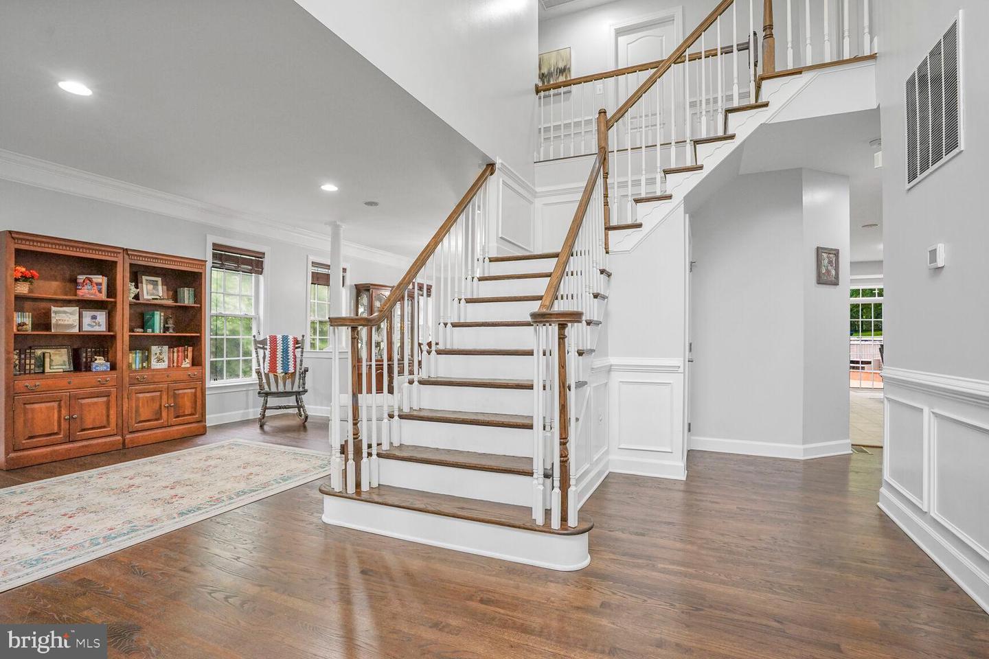 4904 CHARMED CT, WOODBRIDGE, Virginia 22192, 5 Bedrooms Bedrooms, 16 Rooms Rooms,4 BathroomsBathrooms,Residential,For sale,4904 CHARMED CT,VAPW2095612 MLS # VAPW2095612