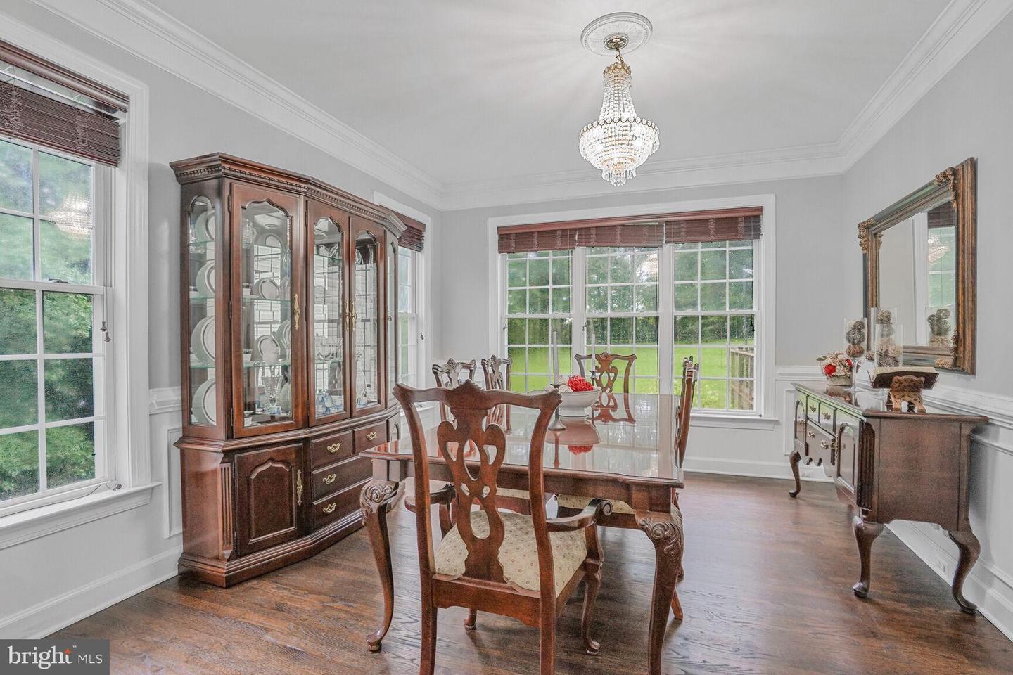 4904 CHARMED CT, WOODBRIDGE, Virginia 22192, 5 Bedrooms Bedrooms, 16 Rooms Rooms,4 BathroomsBathrooms,Residential,For sale,4904 CHARMED CT,VAPW2095612 MLS # VAPW2095612