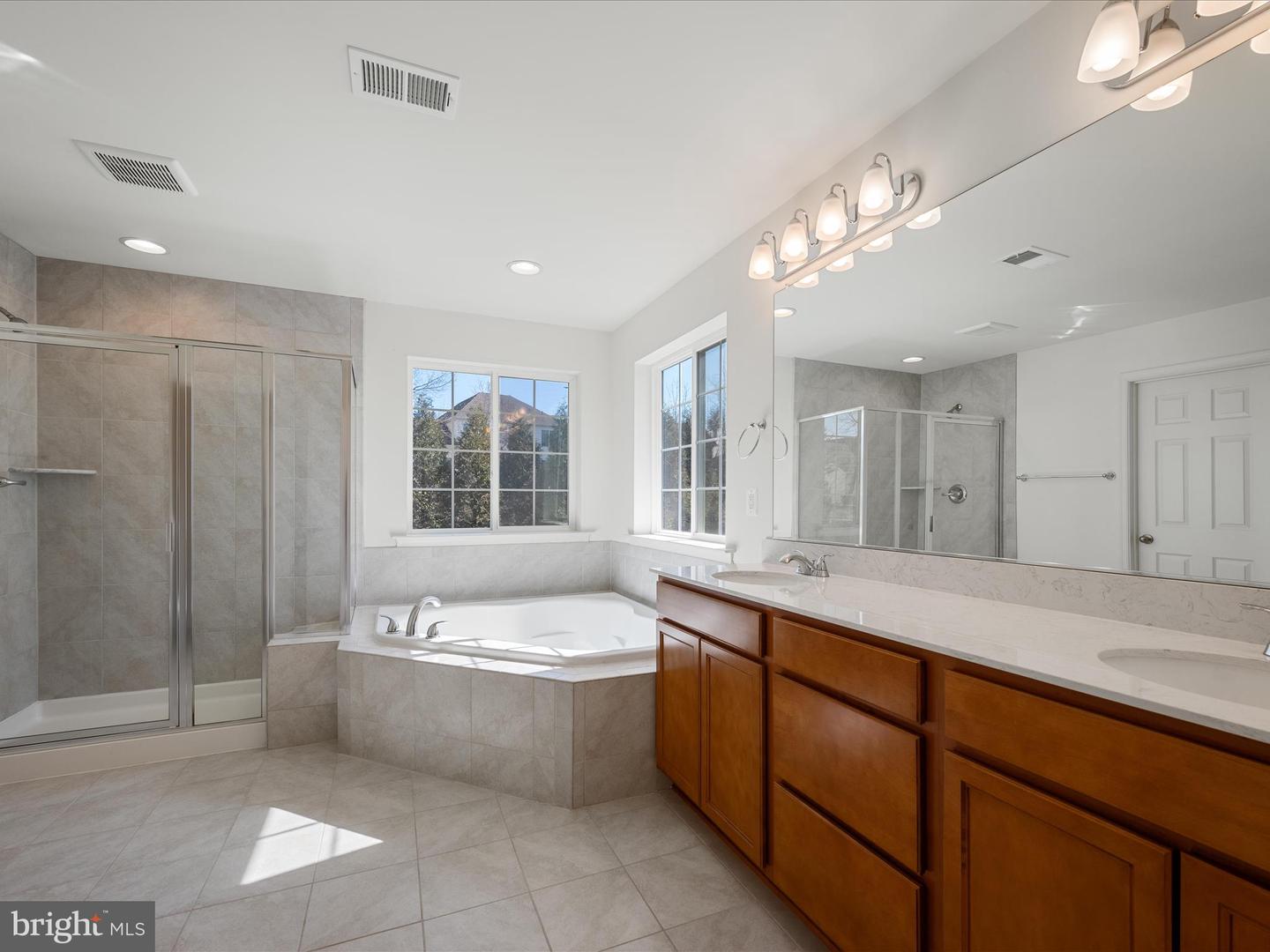 113 PANGBORNE CT, WINCHESTER, Virginia 22602, 4 Bedrooms Bedrooms, ,4 BathroomsBathrooms,Residential,For sale,113 PANGBORNE CT,VAFV2032876 MLS # VAFV2032876
