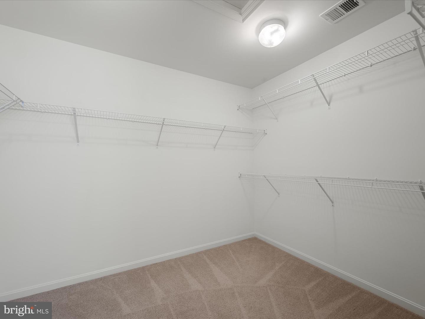 113 PANGBORNE CT, WINCHESTER, Virginia 22602, 4 Bedrooms Bedrooms, ,4 BathroomsBathrooms,Residential,For sale,113 PANGBORNE CT,VAFV2032876 MLS # VAFV2032876