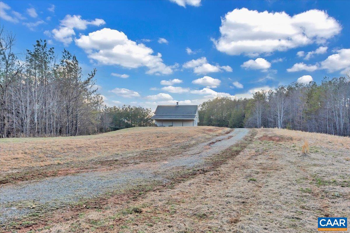 1660 LEES MILL LN, GOODE, Virginia 24556, 4 Bedrooms Bedrooms, ,4 BathroomsBathrooms,Residential,For sale,1660 LEES MILL LN,664429 MLS # 664429