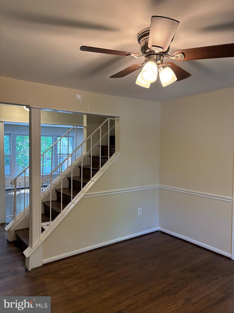8141 LAKEPARK DR, ALEXANDRIA, Virginia 22309, 4 Bedrooms Bedrooms, ,2 BathroomsBathrooms,Residential,For sale,8141 LAKEPARK DR,VAFX2243168 MLS # VAFX2243168