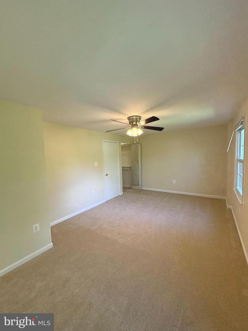 8141 LAKEPARK DR, ALEXANDRIA, Virginia 22309, 4 Bedrooms Bedrooms, ,2 BathroomsBathrooms,Residential,For sale,8141 LAKEPARK DR,VAFX2243168 MLS # VAFX2243168