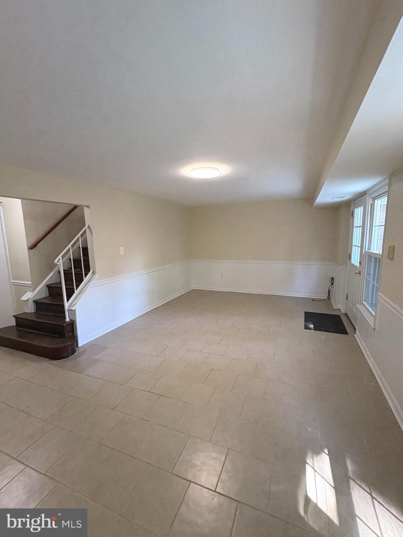 8141 LAKEPARK DR, ALEXANDRIA, Virginia 22309, 4 Bedrooms Bedrooms, ,2 BathroomsBathrooms,Residential,For sale,8141 LAKEPARK DR,VAFX2243168 MLS # VAFX2243168