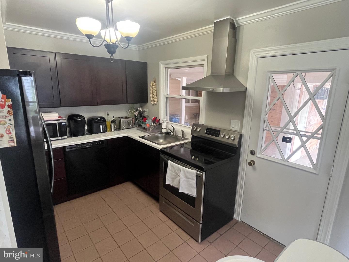 4111 LAWRENCE ST, ALEXANDRIA, Virginia 22309, 4 Bedrooms Bedrooms, ,1 BathroomBathrooms,Residential,For sale,4111 LAWRENCE ST,VAFX2243442 MLS # VAFX2243442