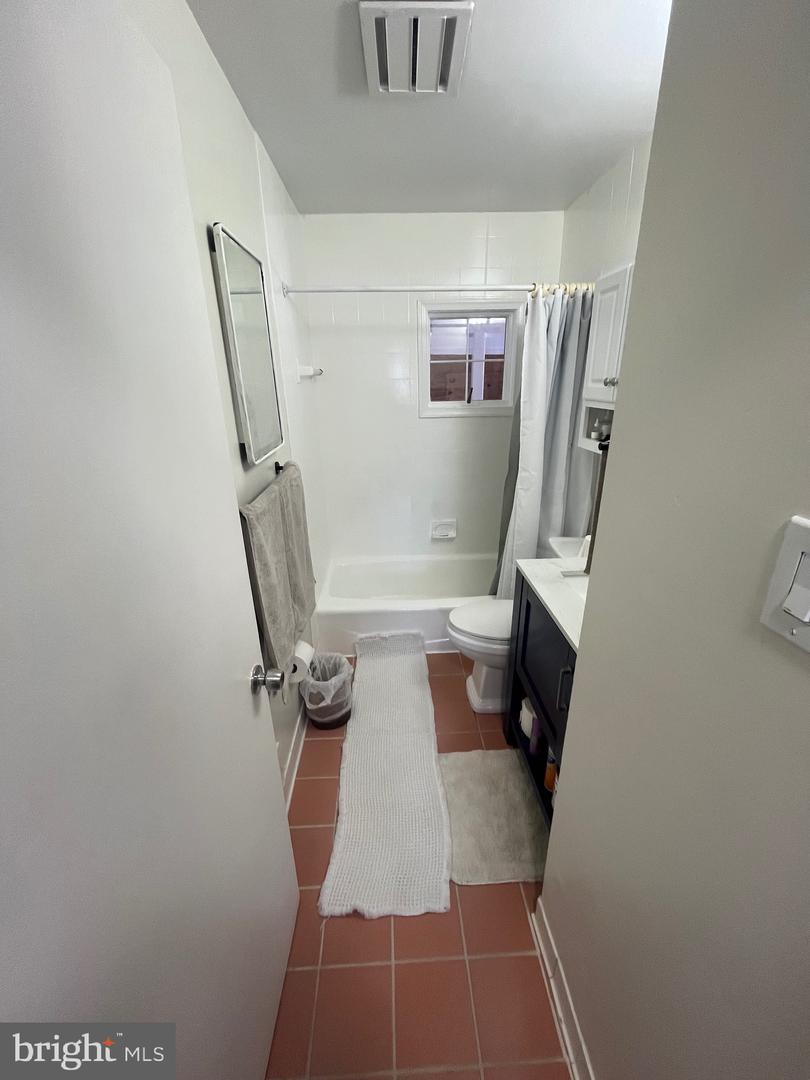 4111 LAWRENCE ST, ALEXANDRIA, Virginia 22309, 4 Bedrooms Bedrooms, ,1 BathroomBathrooms,Residential,For sale,4111 LAWRENCE ST,VAFX2243442 MLS # VAFX2243442