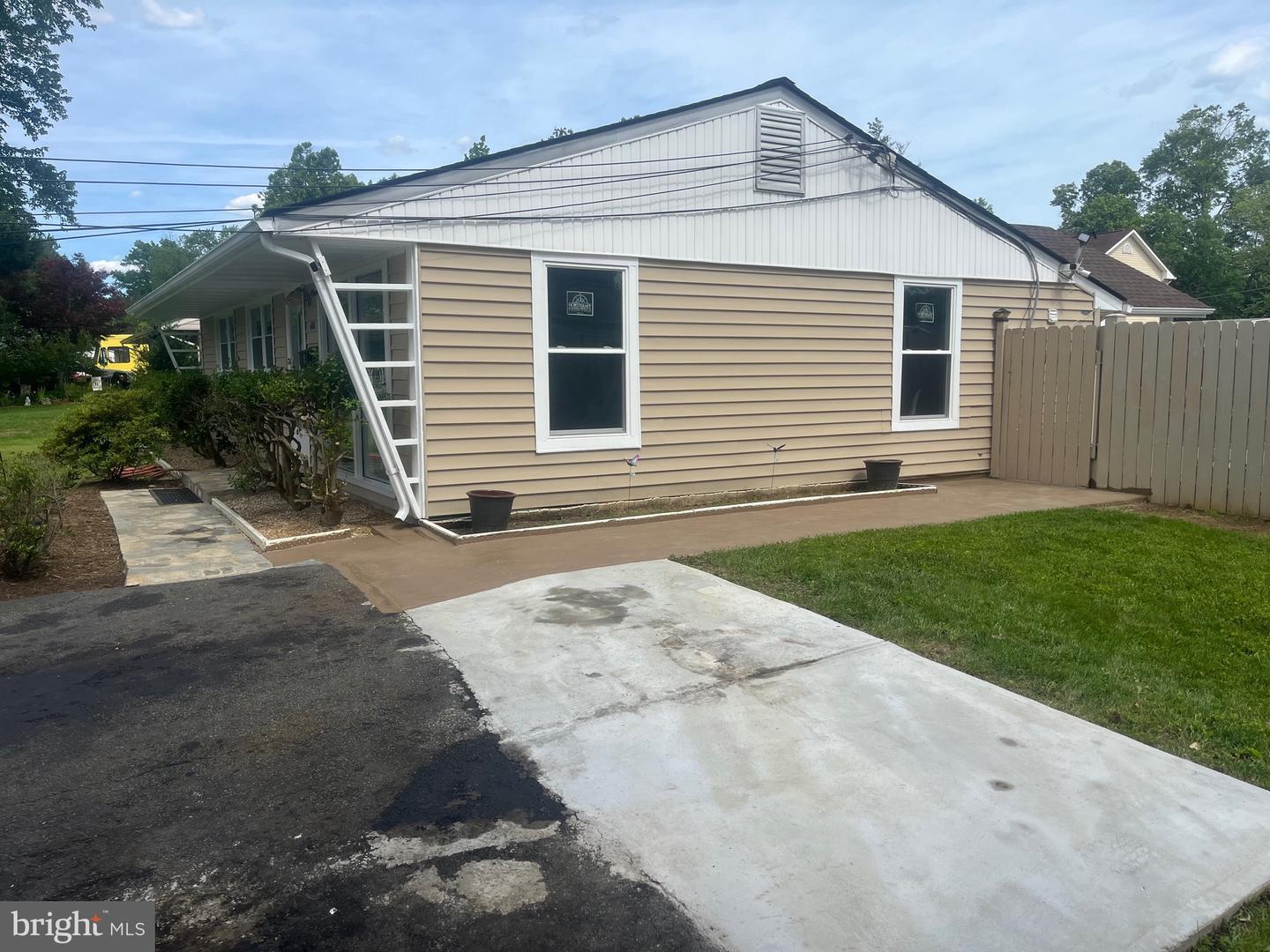 4111 LAWRENCE ST, ALEXANDRIA, Virginia 22309, 4 Bedrooms Bedrooms, ,1 BathroomBathrooms,Residential,For sale,4111 LAWRENCE ST,VAFX2243442 MLS # VAFX2243442
