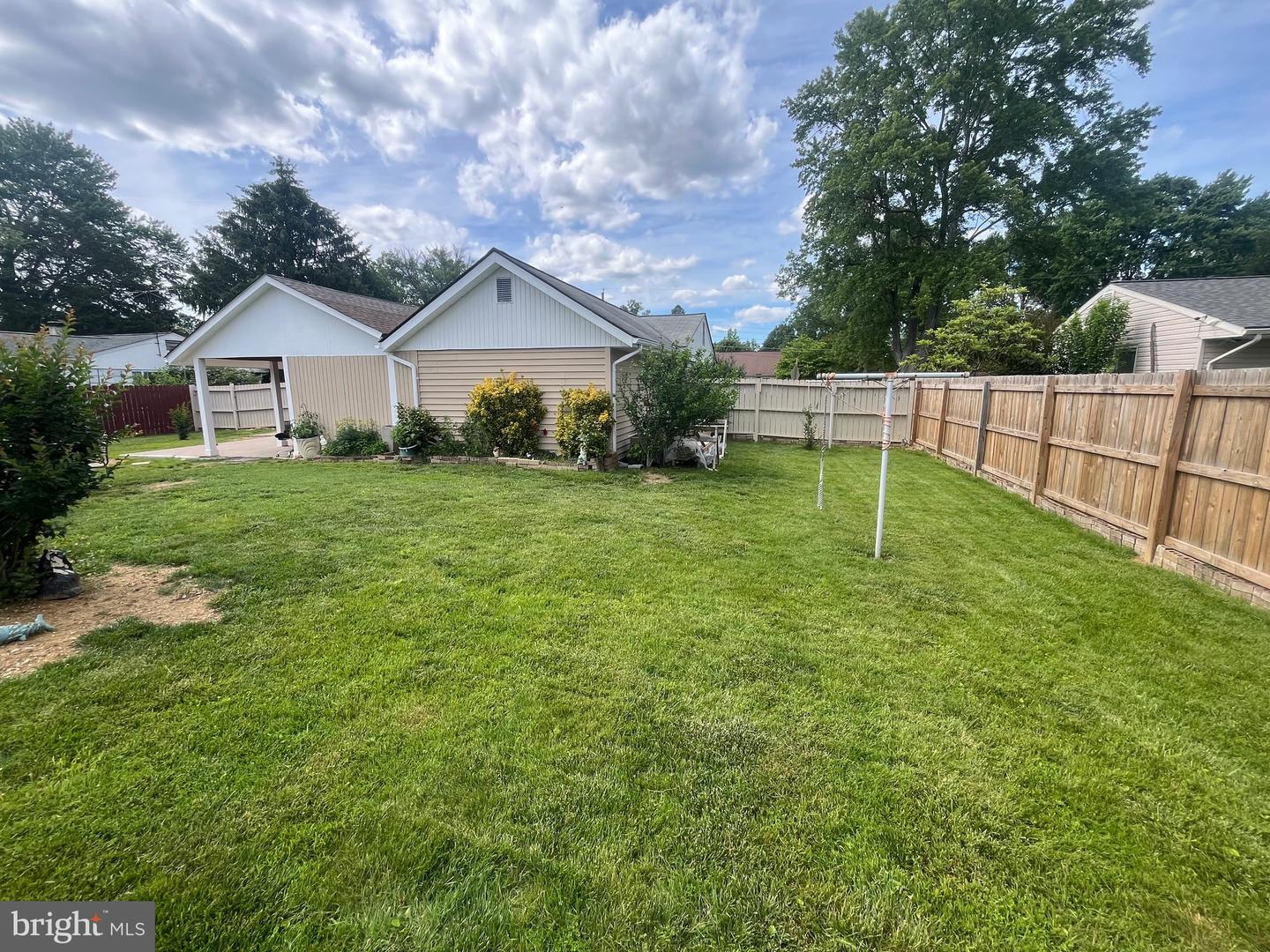 4111 LAWRENCE ST, ALEXANDRIA, Virginia 22309, 4 Bedrooms Bedrooms, ,1 BathroomBathrooms,Residential,For sale,4111 LAWRENCE ST,VAFX2243442 MLS # VAFX2243442