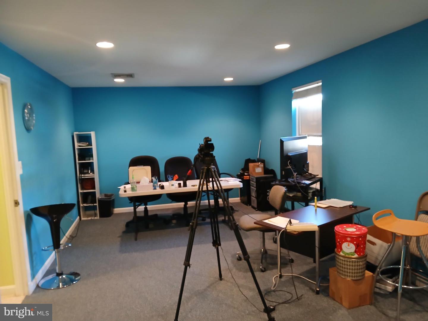 124 E BROAD ST #C2, FALLS CHURCH, Virginia 22046, ,Land,For sale,124 E BROAD ST #C2,VAFA2003040 MLS # VAFA2003040