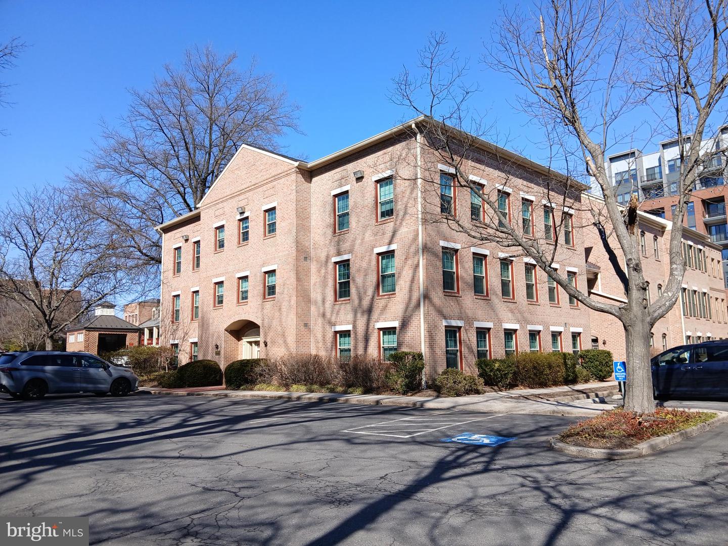 124 E BROAD ST #C2, FALLS CHURCH, Virginia 22046, ,Land,For sale,124 E BROAD ST #C2,VAFA2003040 MLS # VAFA2003040