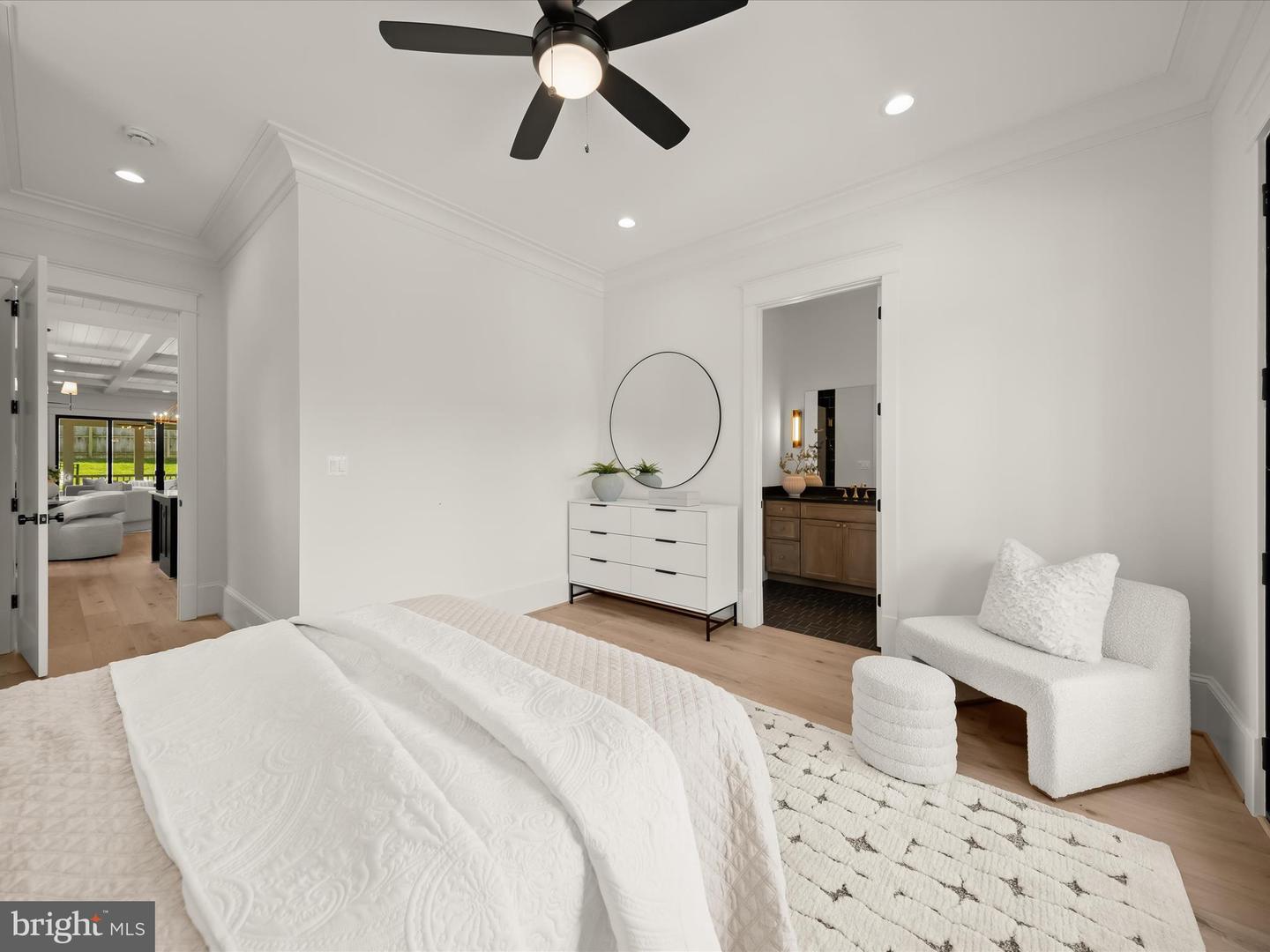 2951 N NOTTINGHAM ST, ARLINGTON, Virginia 22207, 6 Bedrooms Bedrooms, ,6 BathroomsBathrooms,Residential,For sale,2951 N NOTTINGHAM ST,VAAR2055194 MLS # VAAR2055194