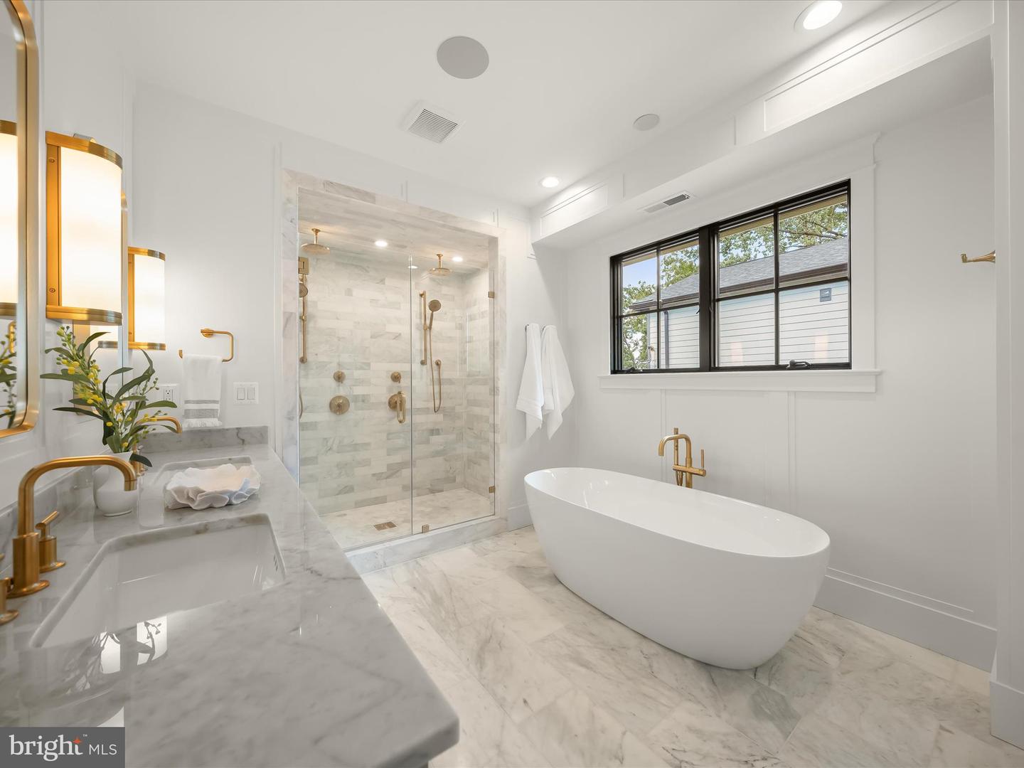 2951 N NOTTINGHAM ST, ARLINGTON, Virginia 22207, 6 Bedrooms Bedrooms, ,6 BathroomsBathrooms,Residential,For sale,2951 N NOTTINGHAM ST,VAAR2055194 MLS # VAAR2055194