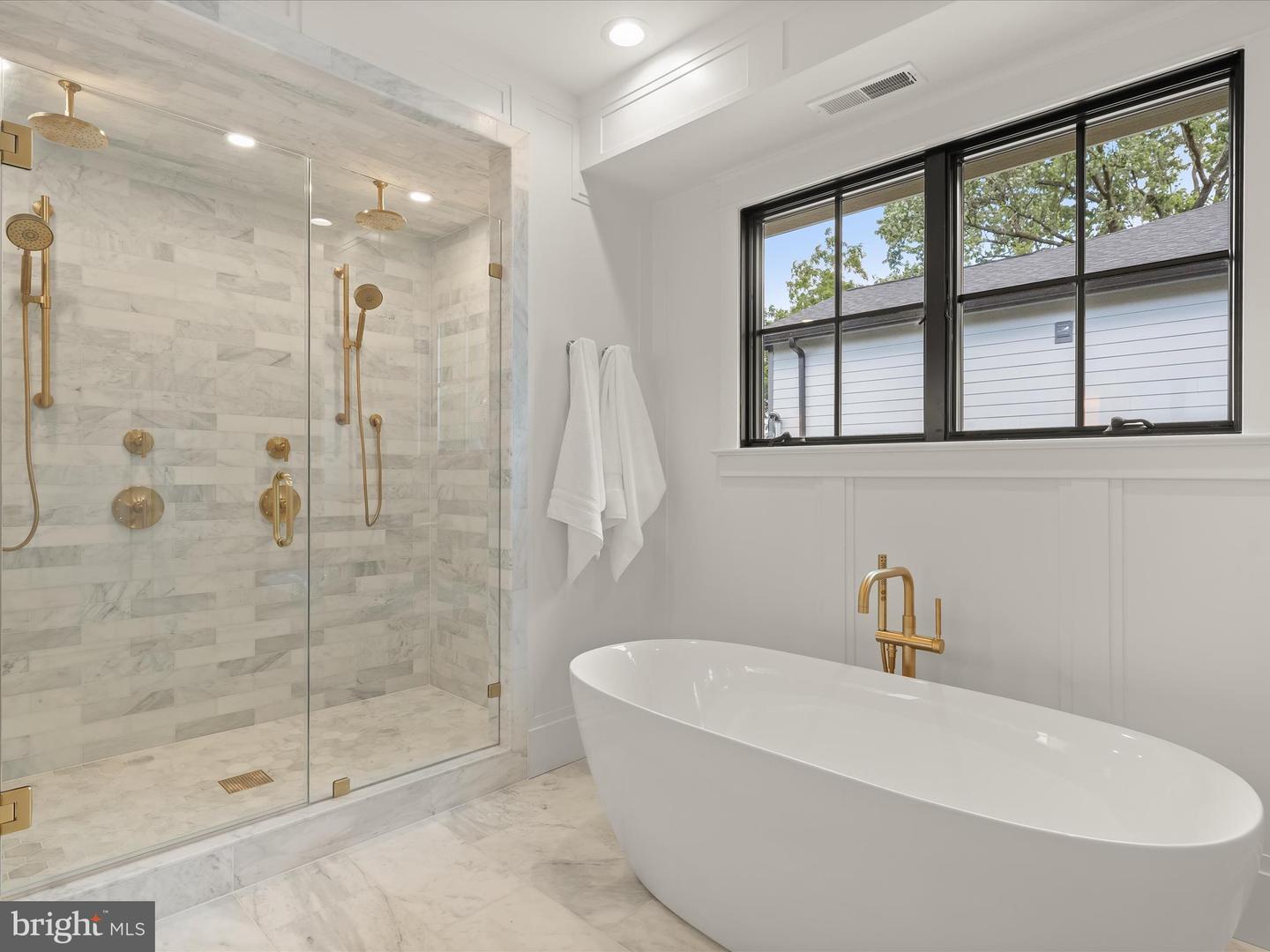 2951 N NOTTINGHAM ST, ARLINGTON, Virginia 22207, 6 Bedrooms Bedrooms, ,6 BathroomsBathrooms,Residential,For sale,2951 N NOTTINGHAM ST,VAAR2055194 MLS # VAAR2055194