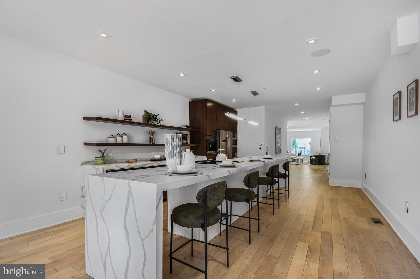 2515 ONTARIO RD NW #1, WASHINGTON, District Of Columbia 20009, 3 Bedrooms Bedrooms, ,2 BathroomsBathrooms,Residential,For sale,2515 ONTARIO RD NW #1,DCDC2195942 MLS # DCDC2195942