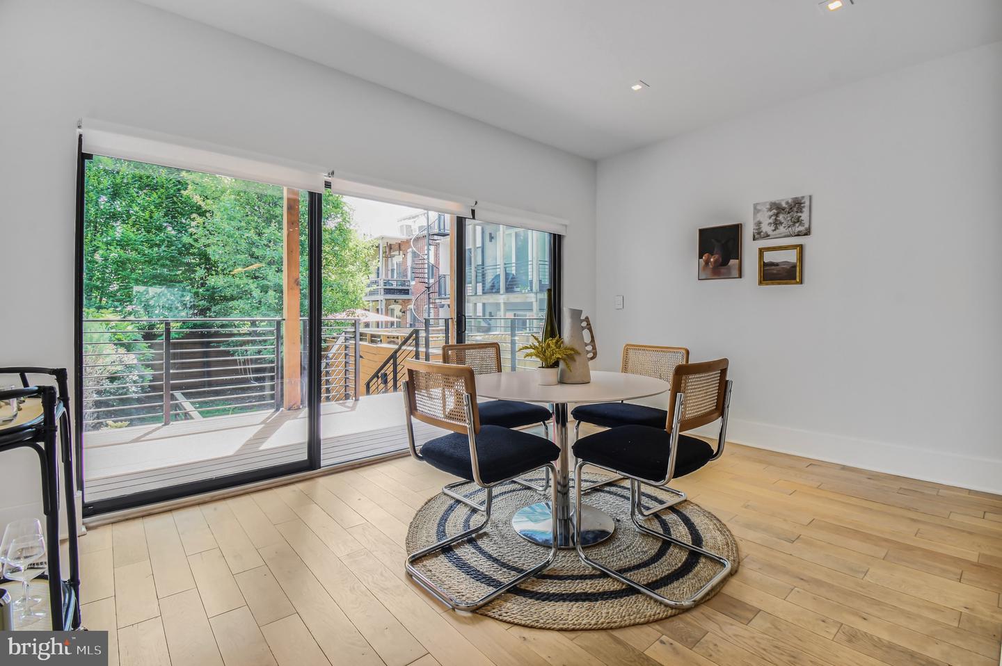 2515 ONTARIO RD NW #1, WASHINGTON, District Of Columbia 20009, 3 Bedrooms Bedrooms, ,2 BathroomsBathrooms,Residential,For sale,2515 ONTARIO RD NW #1,DCDC2195942 MLS # DCDC2195942