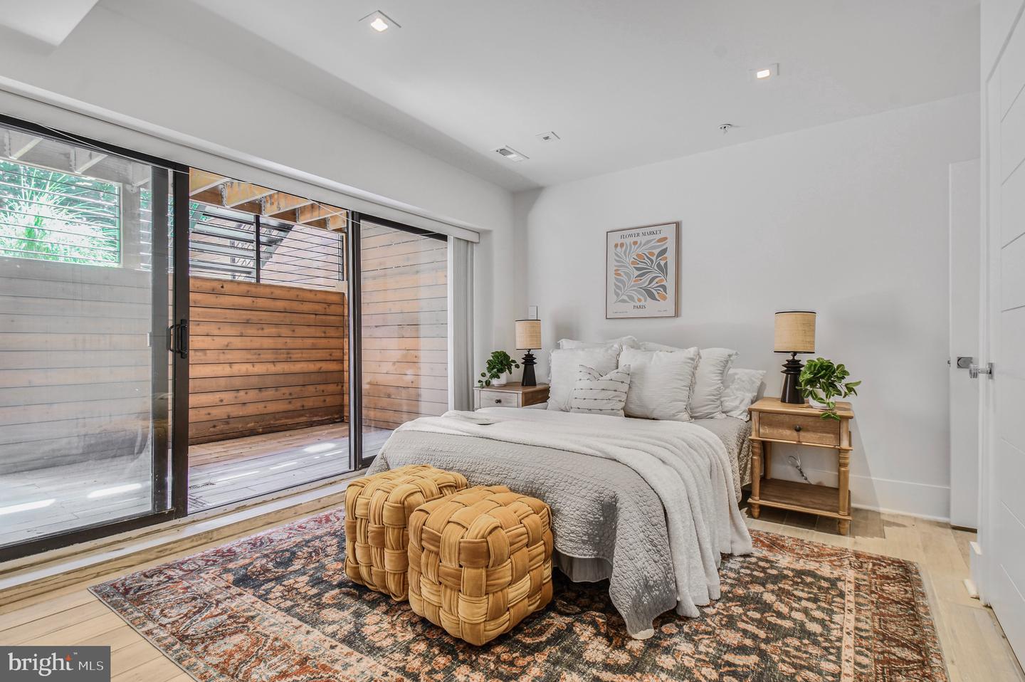 2515 ONTARIO RD NW #1, WASHINGTON, District Of Columbia 20009, 3 Bedrooms Bedrooms, ,2 BathroomsBathrooms,Residential,For sale,2515 ONTARIO RD NW #1,DCDC2195942 MLS # DCDC2195942