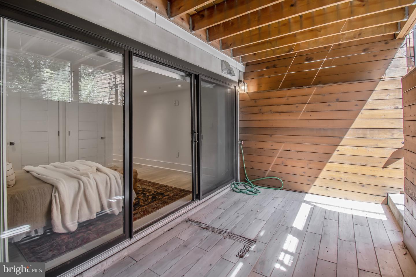 2515 ONTARIO RD NW #1, WASHINGTON, District Of Columbia 20009, 3 Bedrooms Bedrooms, ,2 BathroomsBathrooms,Residential,For sale,2515 ONTARIO RD NW #1,DCDC2195942 MLS # DCDC2195942