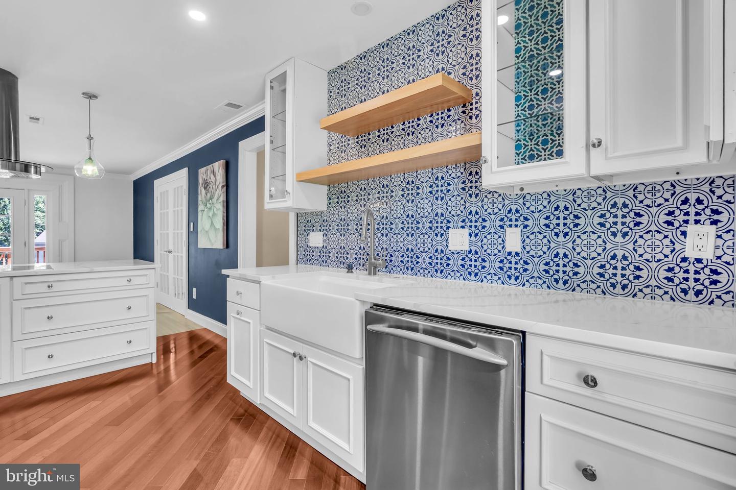 13634 POPLAR TREE RD, CHANTILLY, Virginia 20151, 5 Bedrooms Bedrooms, ,3 BathroomsBathrooms,Residential,For sale,13634 POPLAR TREE RD,VAFX2238836 MLS # VAFX2238836