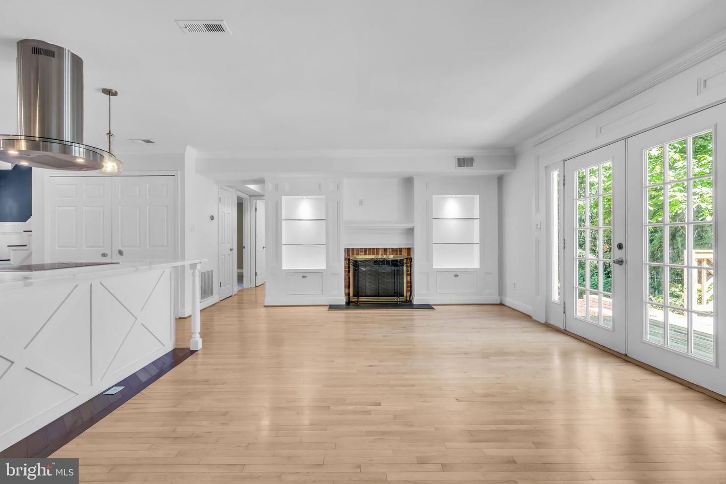 13634 POPLAR TREE RD, CHANTILLY, Virginia 20151, 5 Bedrooms Bedrooms, ,3 BathroomsBathrooms,Residential,For sale,13634 POPLAR TREE RD,VAFX2238836 MLS # VAFX2238836