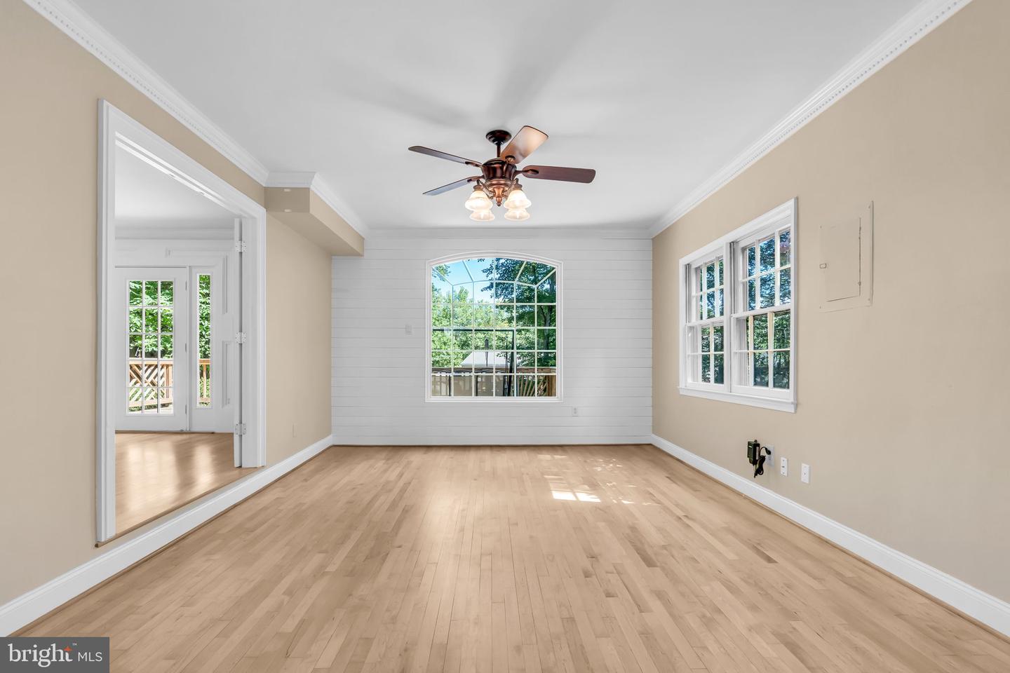 13634 POPLAR TREE RD, CHANTILLY, Virginia 20151, 5 Bedrooms Bedrooms, ,3 BathroomsBathrooms,Residential,For sale,13634 POPLAR TREE RD,VAFX2238836 MLS # VAFX2238836