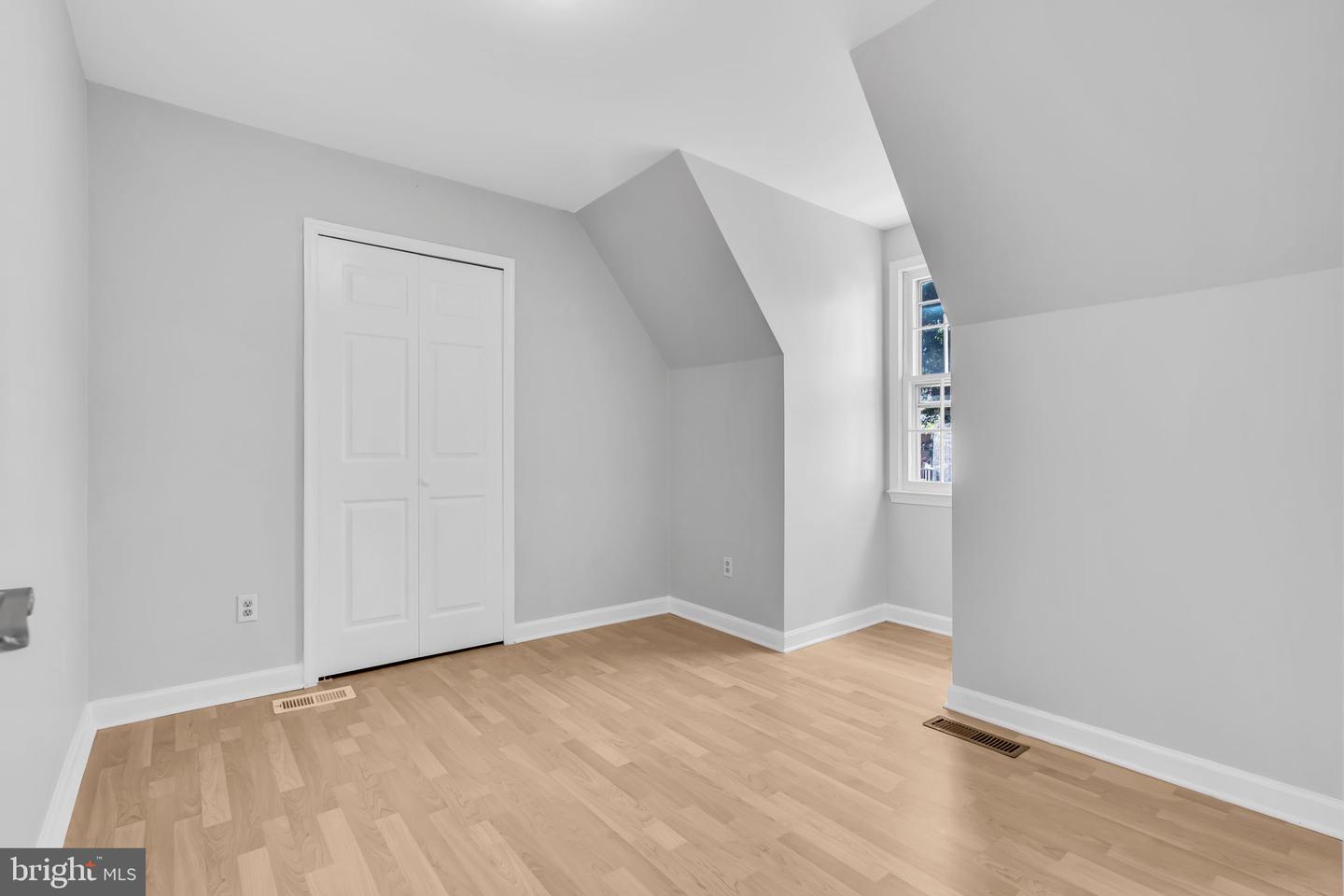 13634 POPLAR TREE RD, CHANTILLY, Virginia 20151, 5 Bedrooms Bedrooms, ,3 BathroomsBathrooms,Residential,For sale,13634 POPLAR TREE RD,VAFX2238836 MLS # VAFX2238836