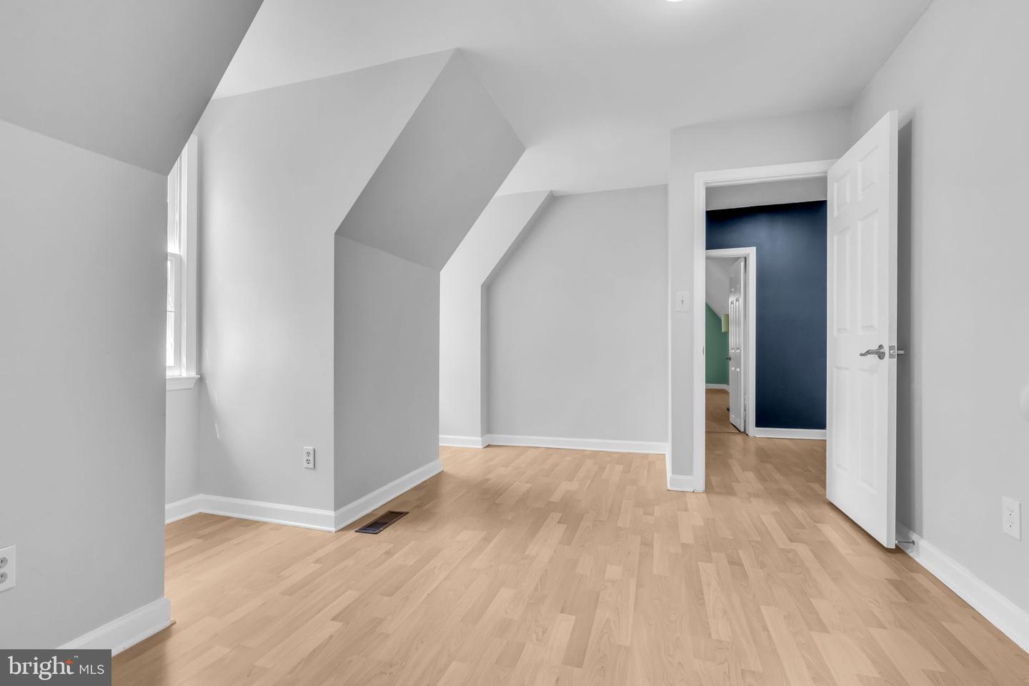13634 POPLAR TREE RD, CHANTILLY, Virginia 20151, 5 Bedrooms Bedrooms, ,3 BathroomsBathrooms,Residential,For sale,13634 POPLAR TREE RD,VAFX2238836 MLS # VAFX2238836