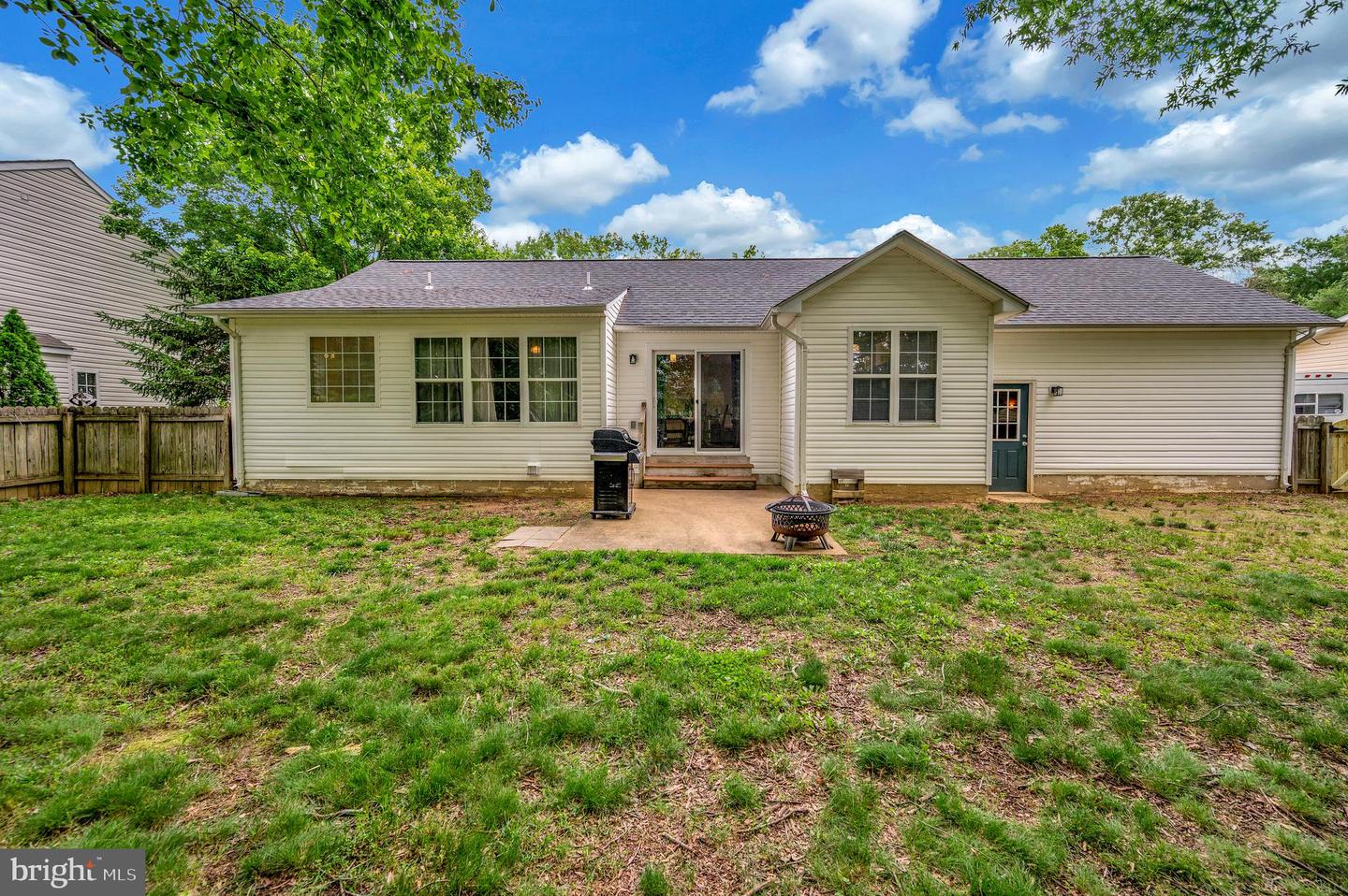 10118 NEW SCOTLAND DR, FREDERICKSBURG, Virginia 22408, 3 Bedrooms Bedrooms, ,2 BathroomsBathrooms,Residential,For sale,10118 NEW SCOTLAND DR,VASP2033062 MLS # VASP2033062