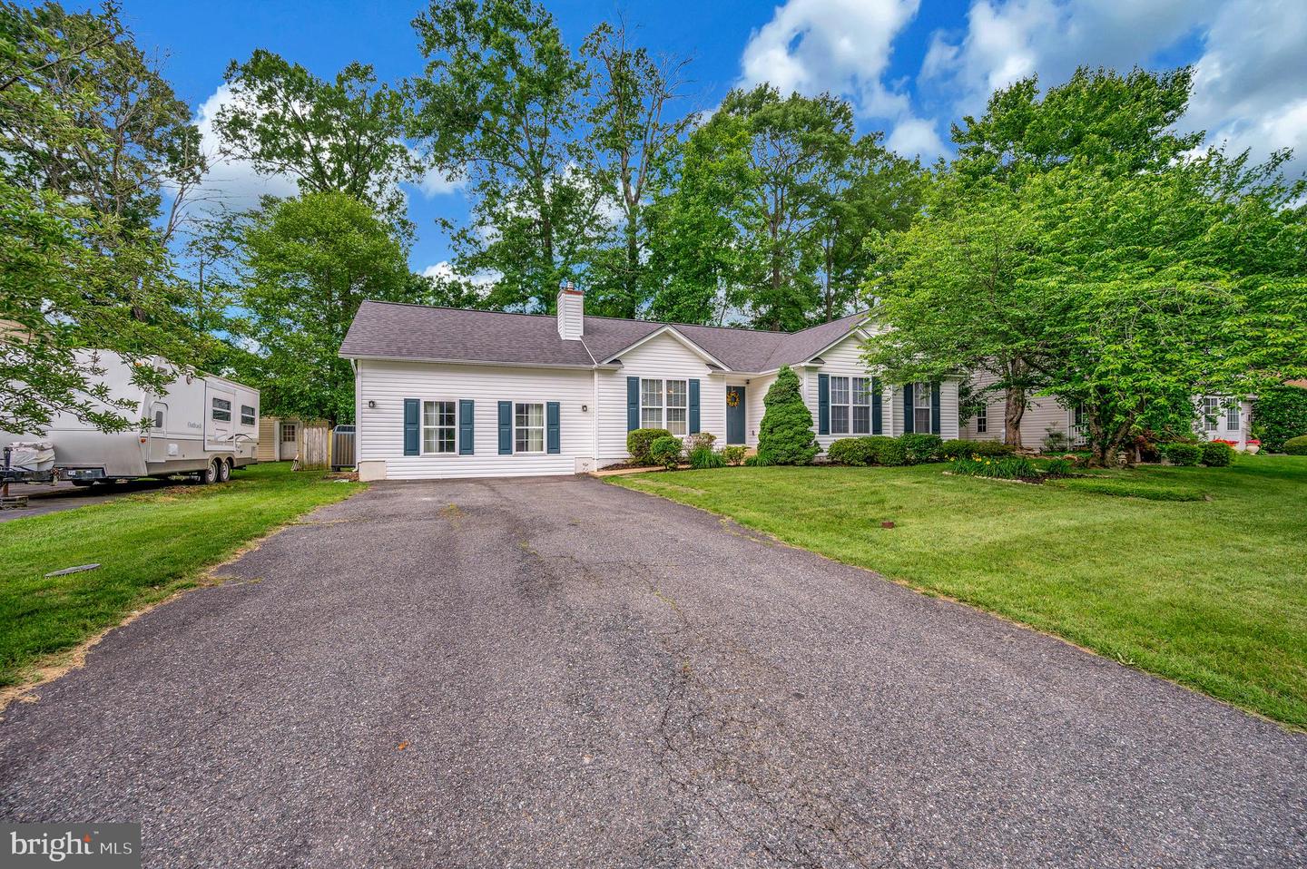 10118 NEW SCOTLAND DR, FREDERICKSBURG, Virginia 22408, 3 Bedrooms Bedrooms, ,2 BathroomsBathrooms,Residential,For sale,10118 NEW SCOTLAND DR,VASP2033062 MLS # VASP2033062