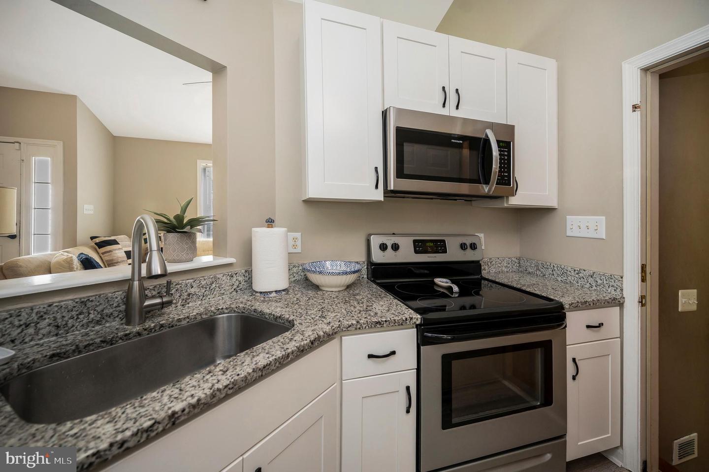 10118 NEW SCOTLAND DR, FREDERICKSBURG, Virginia 22408, 3 Bedrooms Bedrooms, ,2 BathroomsBathrooms,Residential,For sale,10118 NEW SCOTLAND DR,VASP2033062 MLS # VASP2033062