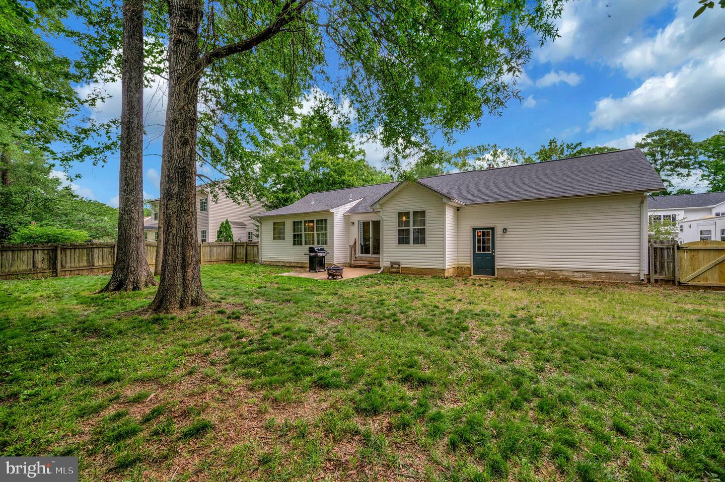 10118 NEW SCOTLAND DR, FREDERICKSBURG, Virginia 22408, 3 Bedrooms Bedrooms, ,2 BathroomsBathrooms,Residential,For sale,10118 NEW SCOTLAND DR,VASP2033062 MLS # VASP2033062