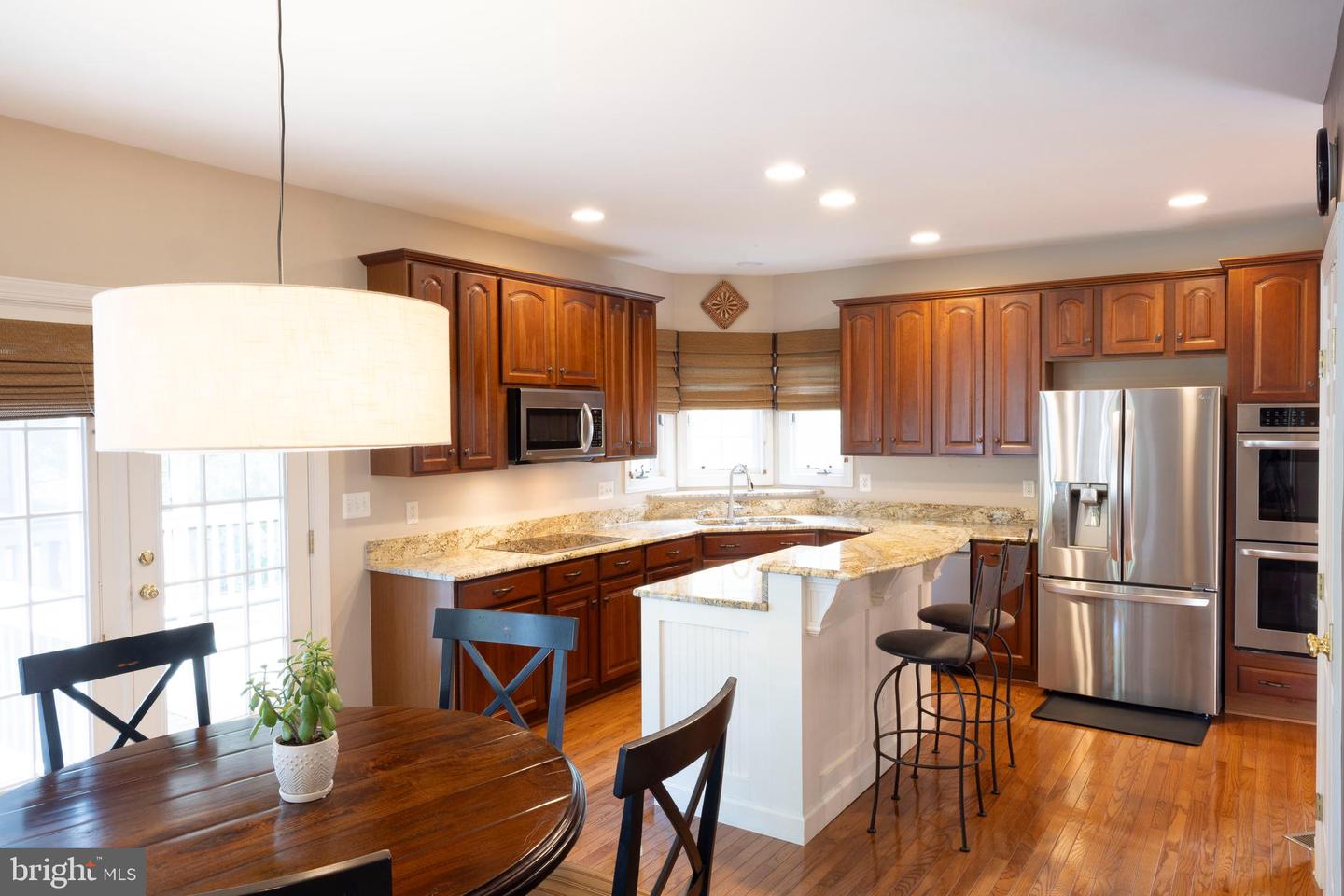 8621 JAMES CREEK DR, SPRINGFIELD, Virginia 22152, 5 Bedrooms Bedrooms, ,4 BathroomsBathrooms,Residential,For sale,8621 JAMES CREEK DR,VAFX2240910 MLS # VAFX2240910