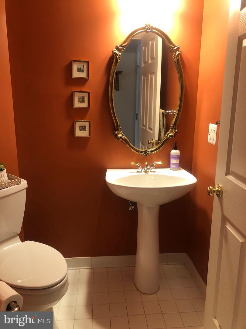 8621 JAMES CREEK DR, SPRINGFIELD, Virginia 22152, 5 Bedrooms Bedrooms, ,4 BathroomsBathrooms,Residential,For sale,8621 JAMES CREEK DR,VAFX2240910 MLS # VAFX2240910