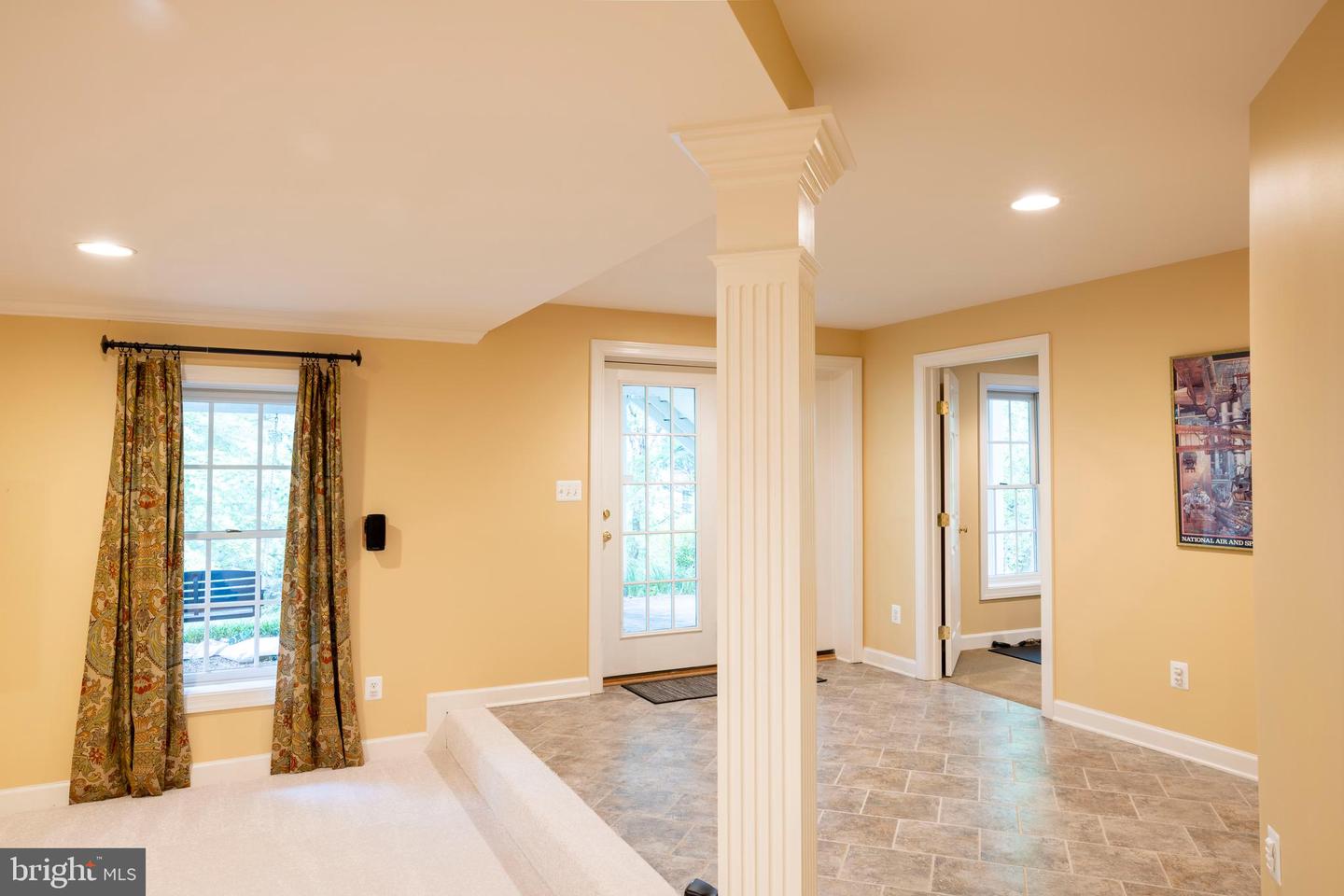 8621 JAMES CREEK DR, SPRINGFIELD, Virginia 22152, 5 Bedrooms Bedrooms, ,4 BathroomsBathrooms,Residential,For sale,8621 JAMES CREEK DR,VAFX2240910 MLS # VAFX2240910