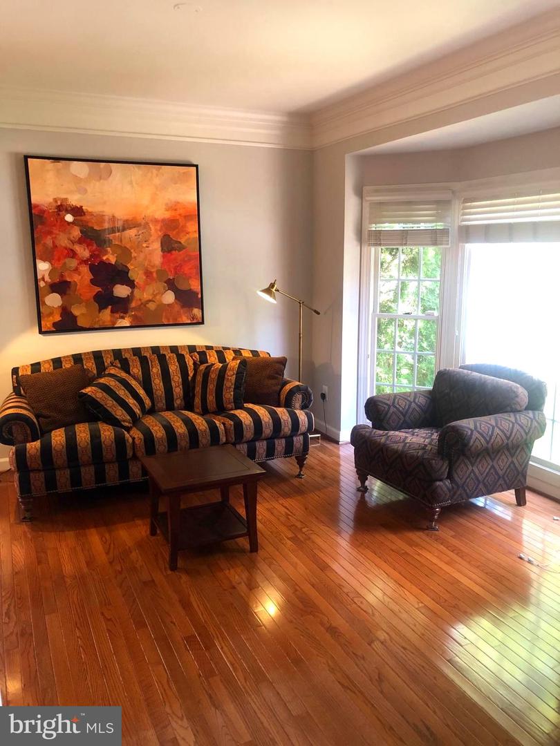8621 JAMES CREEK DR, SPRINGFIELD, Virginia 22152, 5 Bedrooms Bedrooms, ,4 BathroomsBathrooms,Residential,For sale,8621 JAMES CREEK DR,VAFX2240910 MLS # VAFX2240910