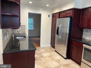 13 E CLIFF ST, ALEXANDRIA, Virginia 22301, 3 Bedrooms Bedrooms, ,2 BathroomsBathrooms,Residential,For sale,13 E CLIFF ST,VAAX2045410 MLS # VAAX2045410