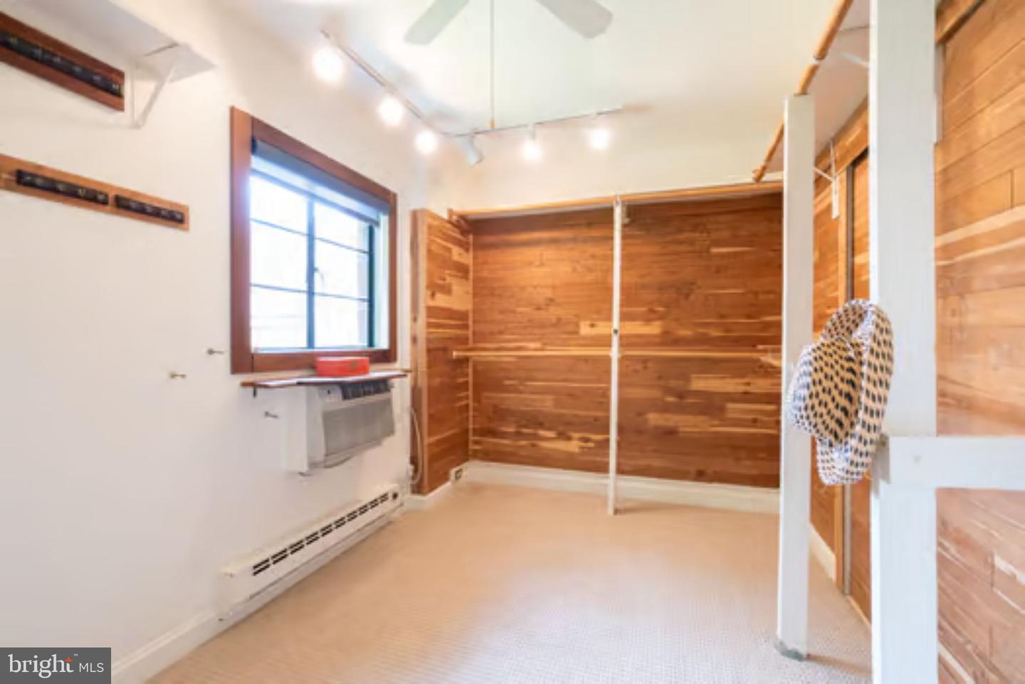 1647 PRESTON RD, ALEXANDRIA, Virginia 22302, 3 Bedrooms Bedrooms, ,3 BathroomsBathrooms,Residential,For sale,1647 PRESTON RD,VAAX2045430 MLS # VAAX2045430