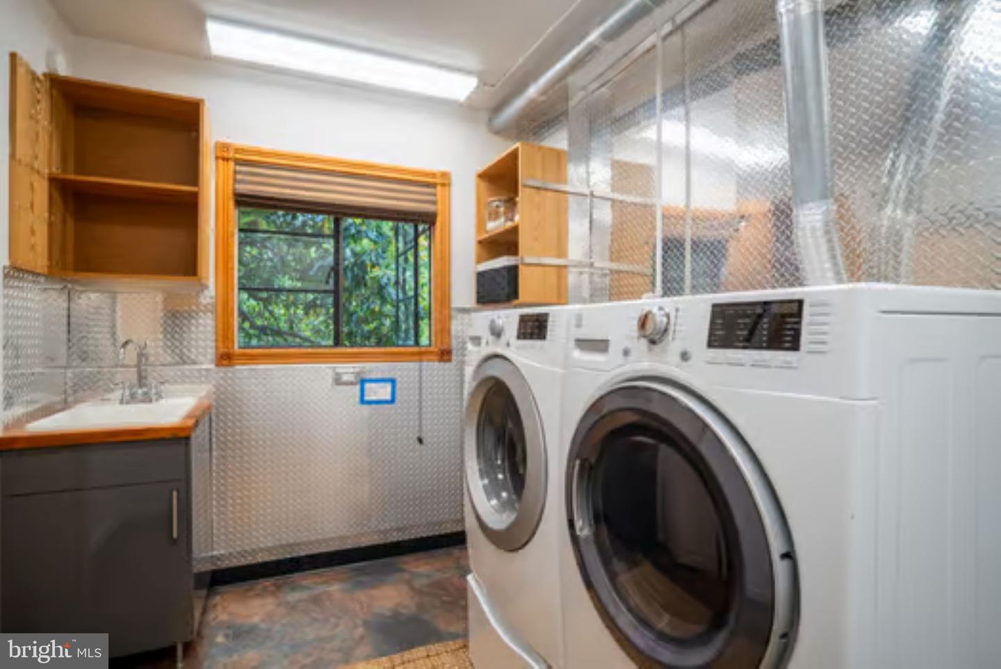 1647 PRESTON RD, ALEXANDRIA, Virginia 22302, 3 Bedrooms Bedrooms, ,3 BathroomsBathrooms,Residential,For sale,1647 PRESTON RD,VAAX2045430 MLS # VAAX2045430