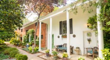 1647 PRESTON RD, ALEXANDRIA, Virginia 22302, 3 Bedrooms Bedrooms, ,3 BathroomsBathrooms,Residential,For sale,1647 PRESTON RD,VAAX2045430 MLS # VAAX2045430