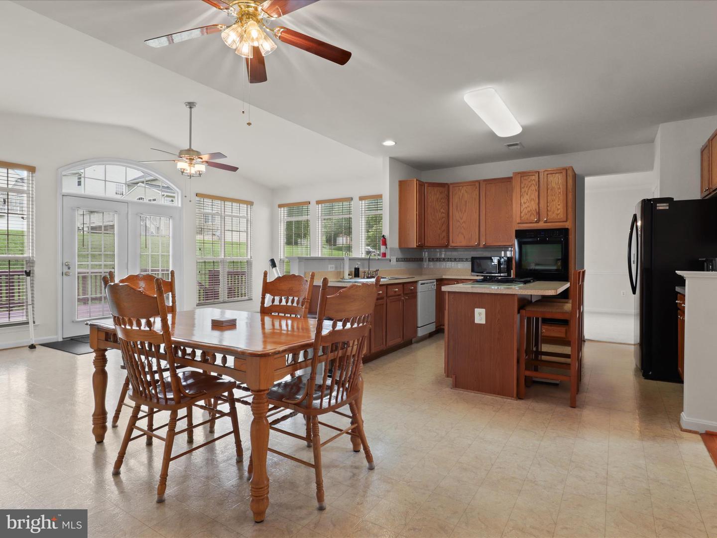 5204 SPANISH DOLLAR CT, WOODBRIDGE, Virginia 22193, 4 Bedrooms Bedrooms, ,3 BathroomsBathrooms,Residential,For sale,5204 SPANISH DOLLAR CT,VAPW2095012 MLS # VAPW2095012