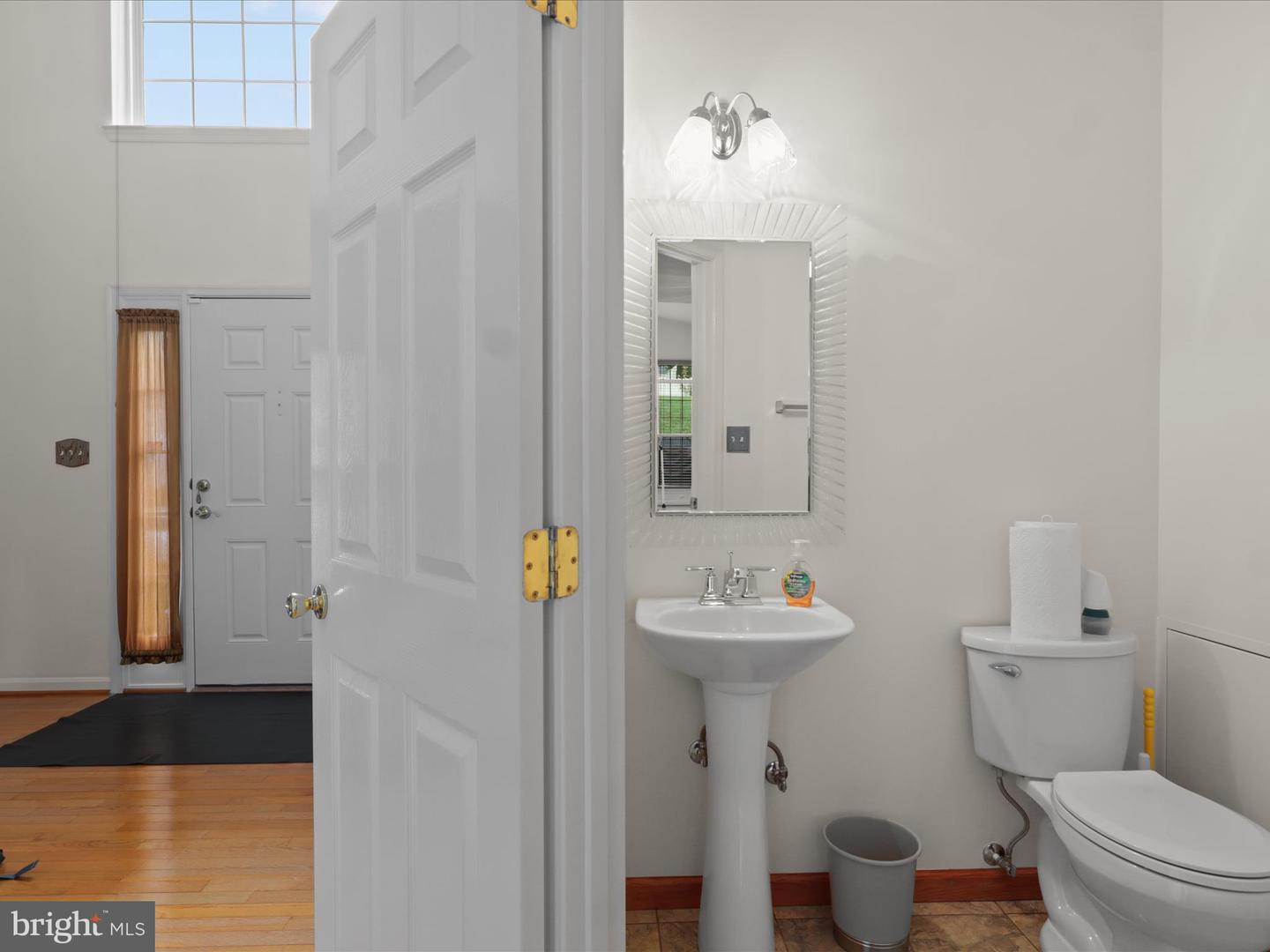 5204 SPANISH DOLLAR CT, WOODBRIDGE, Virginia 22193, 4 Bedrooms Bedrooms, ,3 BathroomsBathrooms,Residential,For sale,5204 SPANISH DOLLAR CT,VAPW2095012 MLS # VAPW2095012