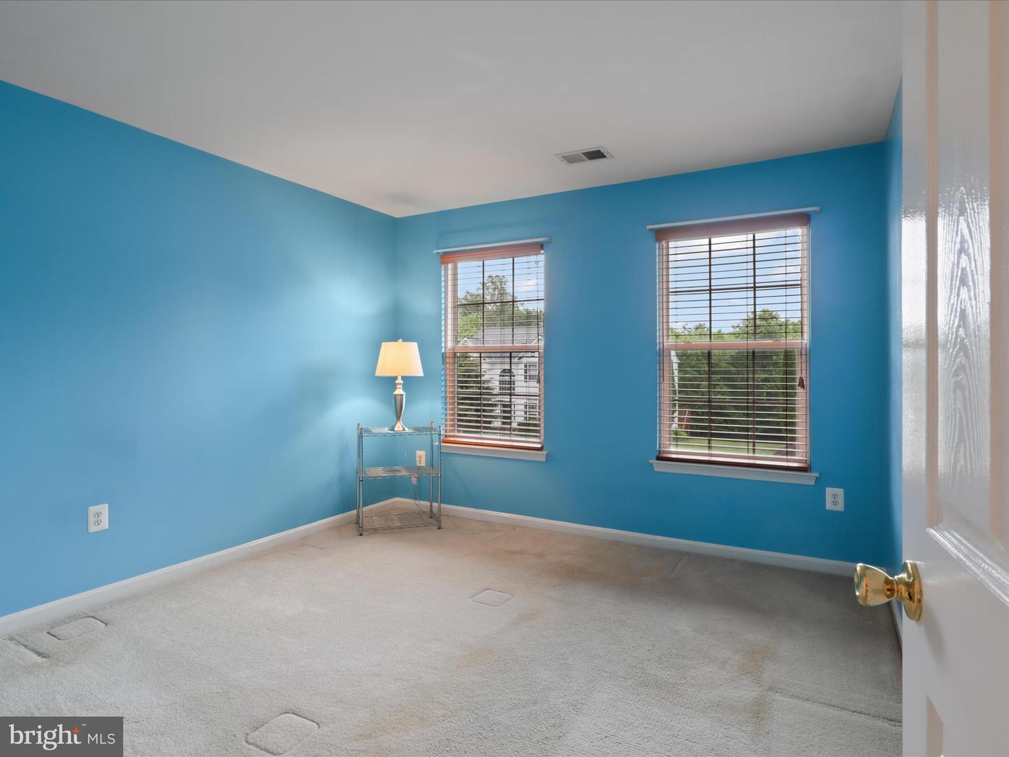 5204 SPANISH DOLLAR CT, WOODBRIDGE, Virginia 22193, 4 Bedrooms Bedrooms, ,3 BathroomsBathrooms,Residential,For sale,5204 SPANISH DOLLAR CT,VAPW2095012 MLS # VAPW2095012