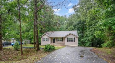 114 DRAGOON DR, MONTROSS, Virginia 22520, 4 Bedrooms Bedrooms, ,3 BathroomsBathrooms,Residential,For sale,114 DRAGOON DR,VAWE2008928 MLS # VAWE2008928
