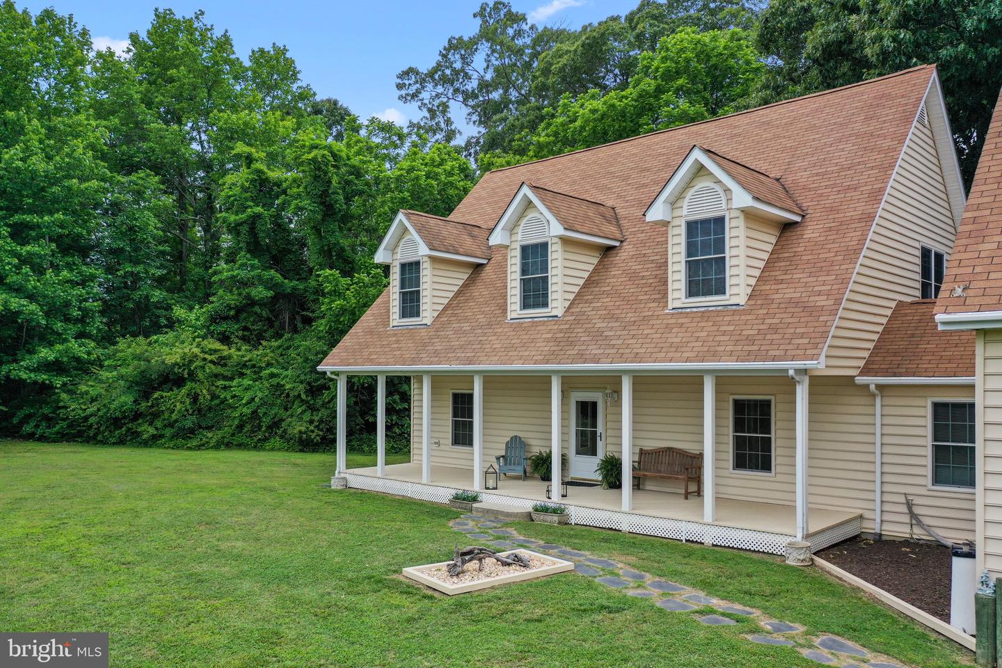 367 EDGEWATER LN, MONTROSS, Virginia 22520, 3 Bedrooms Bedrooms, ,2 BathroomsBathrooms,Residential,For sale,367 EDGEWATER LN,VAWE2008936 MLS # VAWE2008936