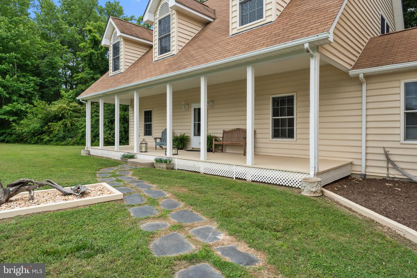 367 EDGEWATER LN, MONTROSS, Virginia 22520, 3 Bedrooms Bedrooms, ,2 BathroomsBathrooms,Residential,For sale,367 EDGEWATER LN,VAWE2008936 MLS # VAWE2008936