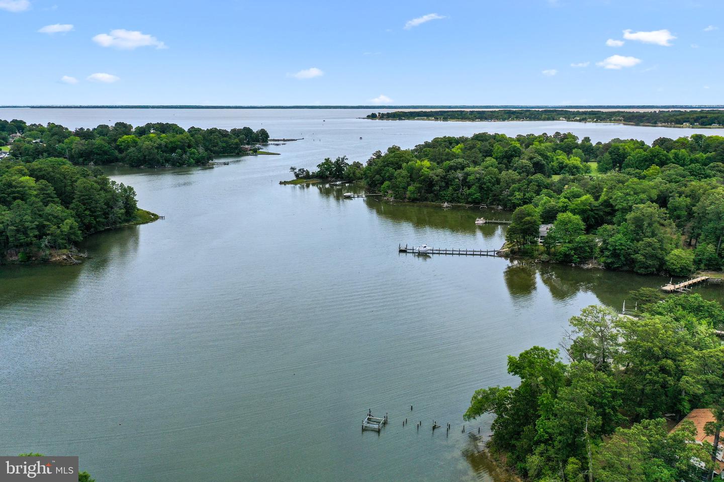 367 EDGEWATER LN, MONTROSS, Virginia 22520, 4 Bedrooms Bedrooms, ,3 BathroomsBathrooms,Residential,For sale,367 EDGEWATER LN,VAWE2008936 MLS # VAWE2008936