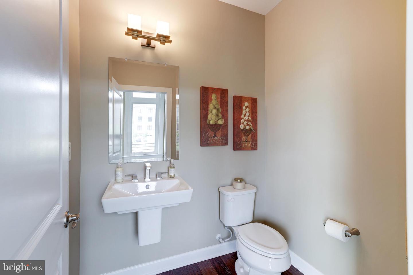 1306 WHITE FELDSPAR TER SE, LEESBURG, Virginia 20175, 4 Bedrooms Bedrooms, ,4 BathroomsBathrooms,Residential,For sale,1306 WHITE FELDSPAR TER SE,VALO2097278 MLS # VALO2097278