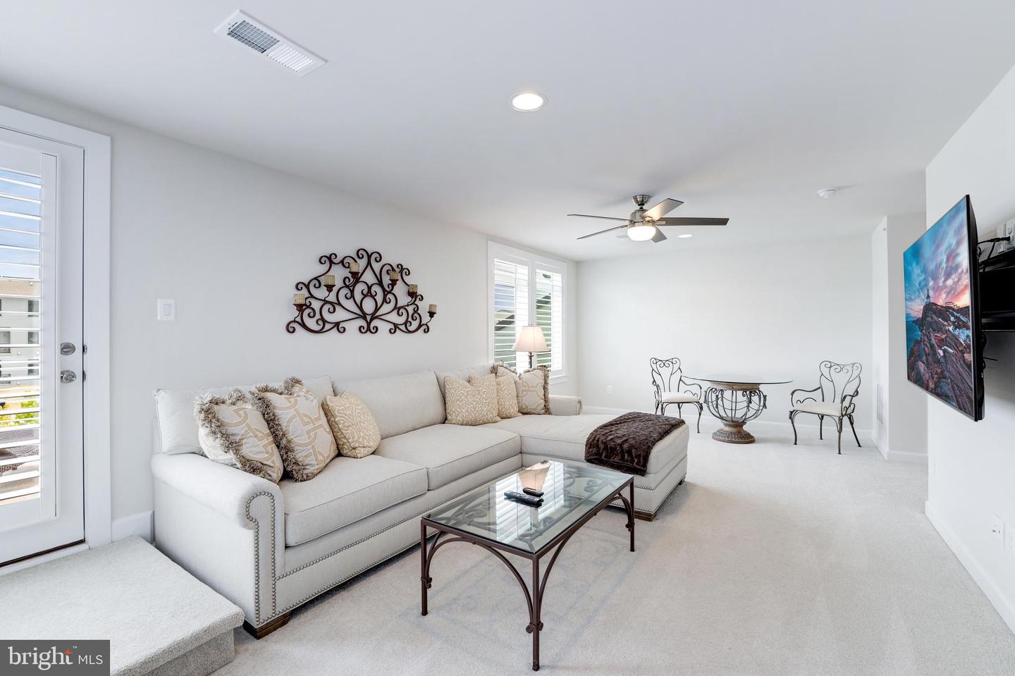 1306 WHITE FELDSPAR TER SE, LEESBURG, Virginia 20175, 4 Bedrooms Bedrooms, ,4 BathroomsBathrooms,Residential,For sale,1306 WHITE FELDSPAR TER SE,VALO2097278 MLS # VALO2097278
