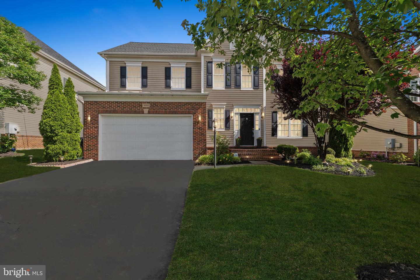 42322 RISING MOON PL, BRAMBLETON, Virginia 20148, 4 Bedrooms Bedrooms, ,3 BathroomsBathrooms,Residential,For sale,42322 RISING MOON PL,VALO2097334 MLS # VALO2097334