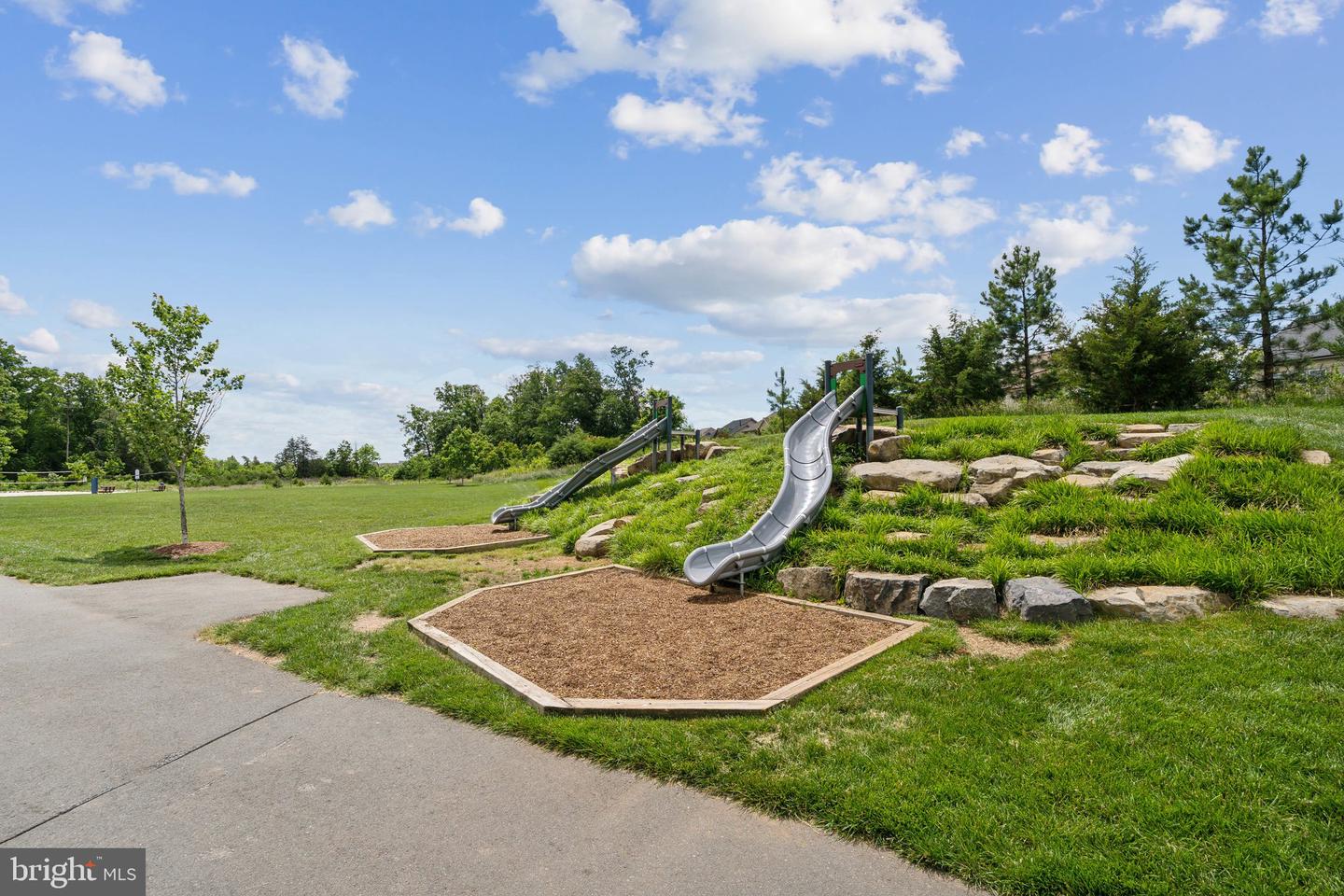 42322 RISING MOON PL, BRAMBLETON, Virginia 20148, 4 Bedrooms Bedrooms, ,3 BathroomsBathrooms,Residential,For sale,42322 RISING MOON PL,VALO2097334 MLS # VALO2097334