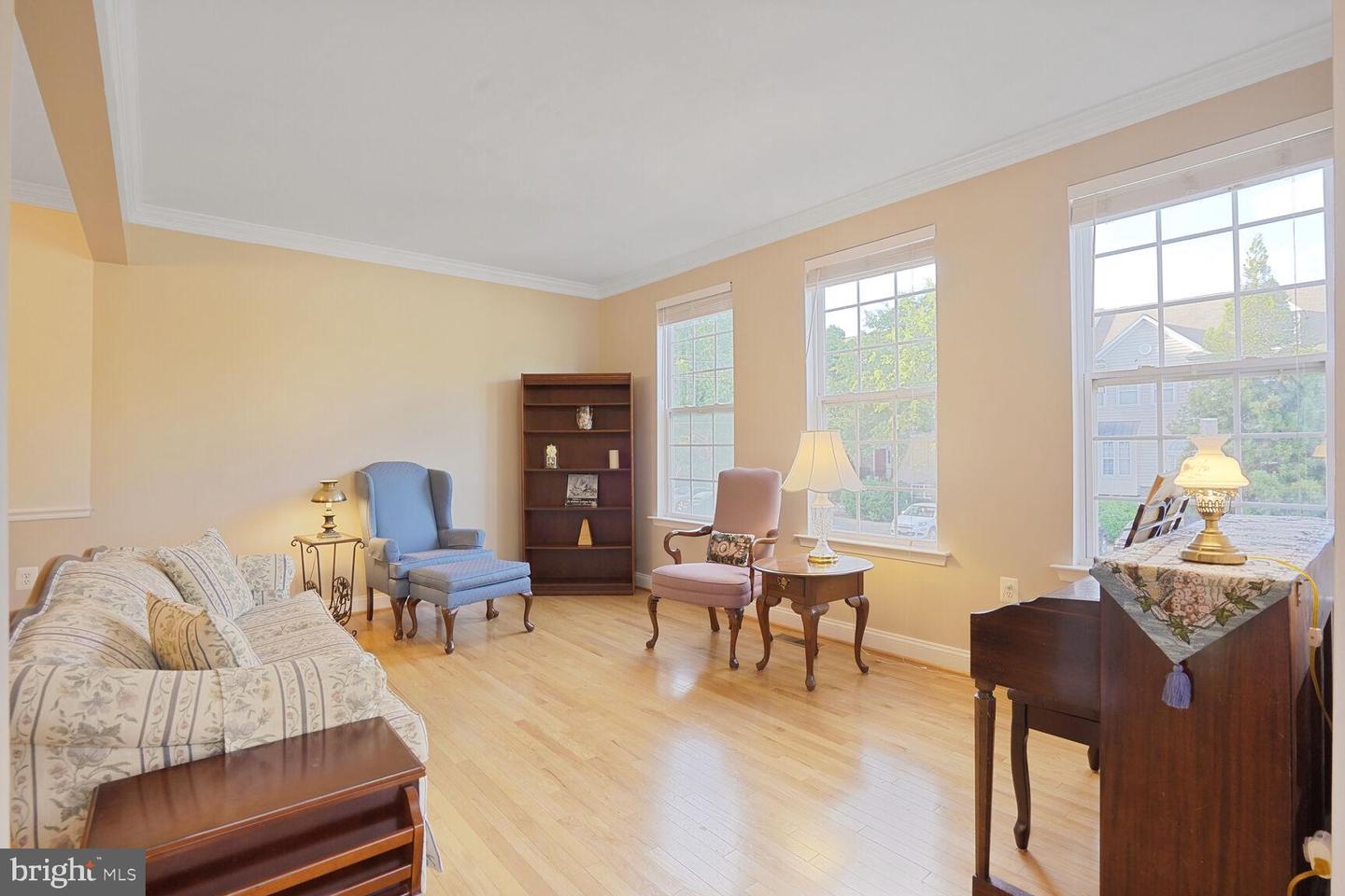 401 YORKSHIRE RIDGE CT, PURCELLVILLE, Virginia 20132, 3 Bedrooms Bedrooms, ,3 BathroomsBathrooms,Residential,For sale,401 YORKSHIRE RIDGE CT,VALO2097408 MLS # VALO2097408